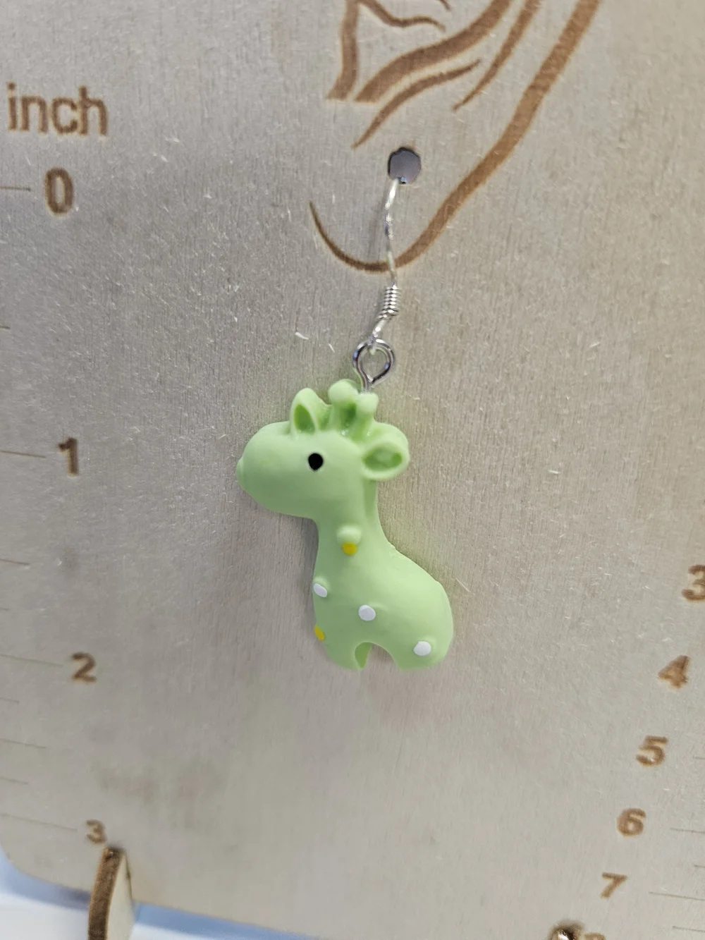 Kids Green Giraffe Dangle Earrings – Cute Animal Jewelry